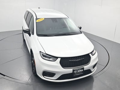 2024 Chrysler Pacifica Hybrid Select S Appearance