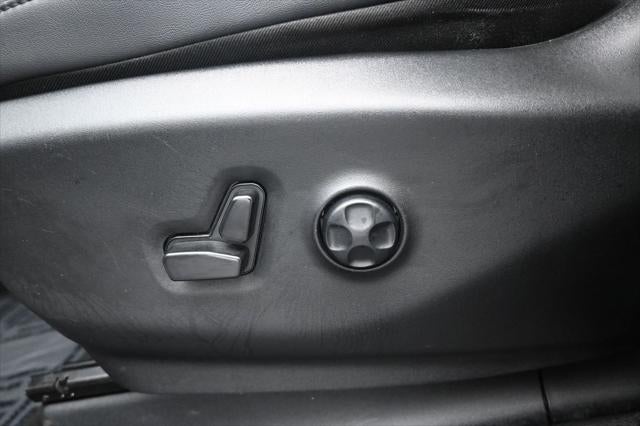 2024 Chrysler Pacifica Hybrid Select S Appearance