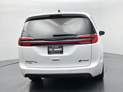 2024 Chrysler Pacifica Hybrid Select S Appearance