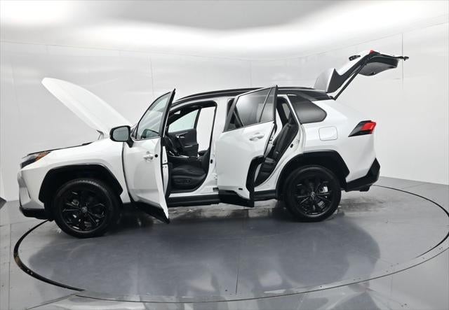 2024 Toyota RAV4 Hybrid XSE