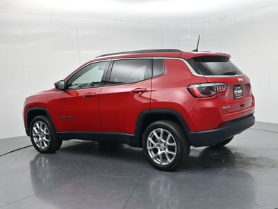 2023 Jeep Compass Latitude Lux