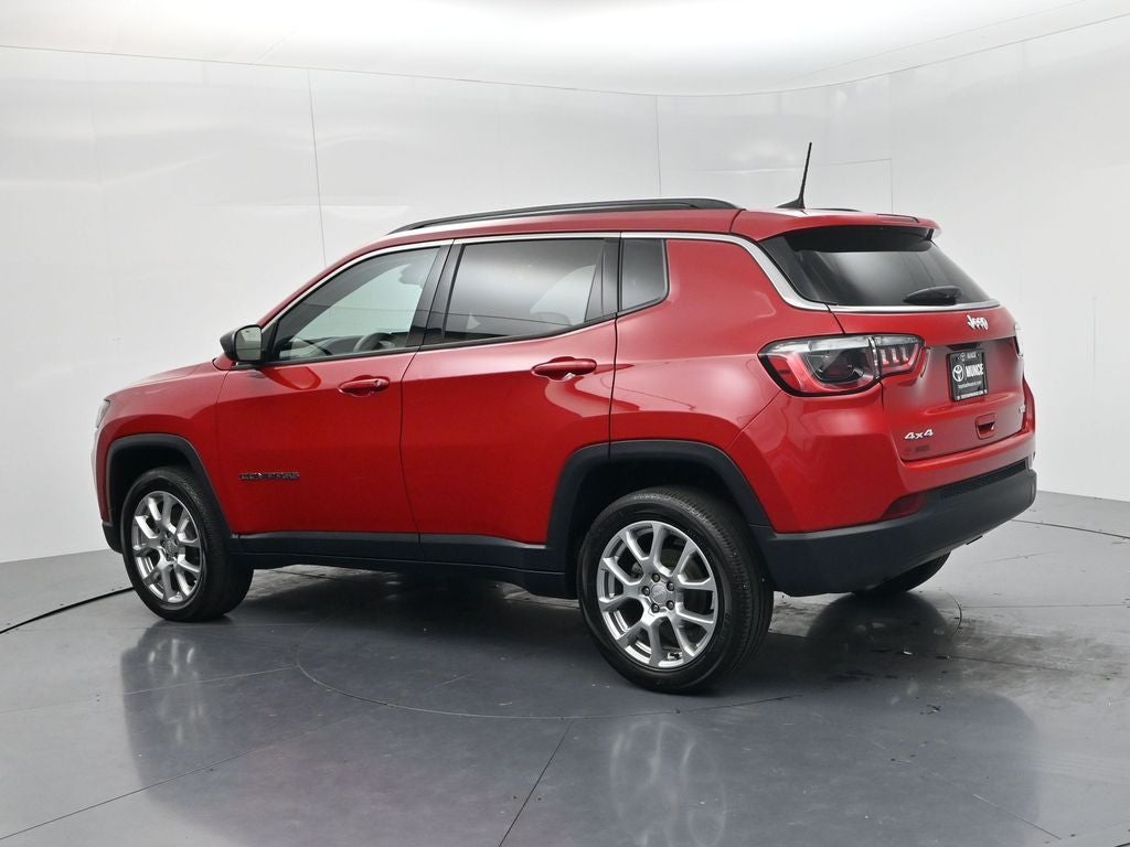 2023 Jeep Compass Latitude Lux