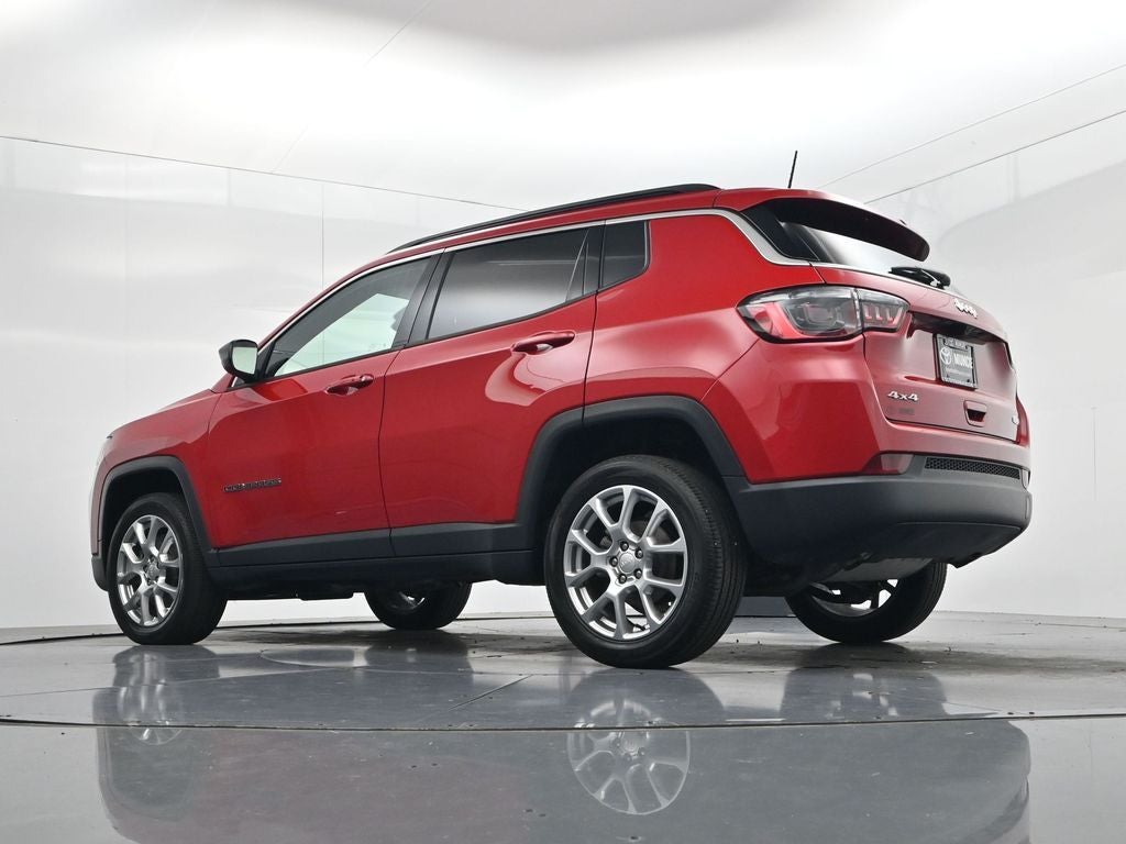 2023 Jeep Compass Latitude Lux