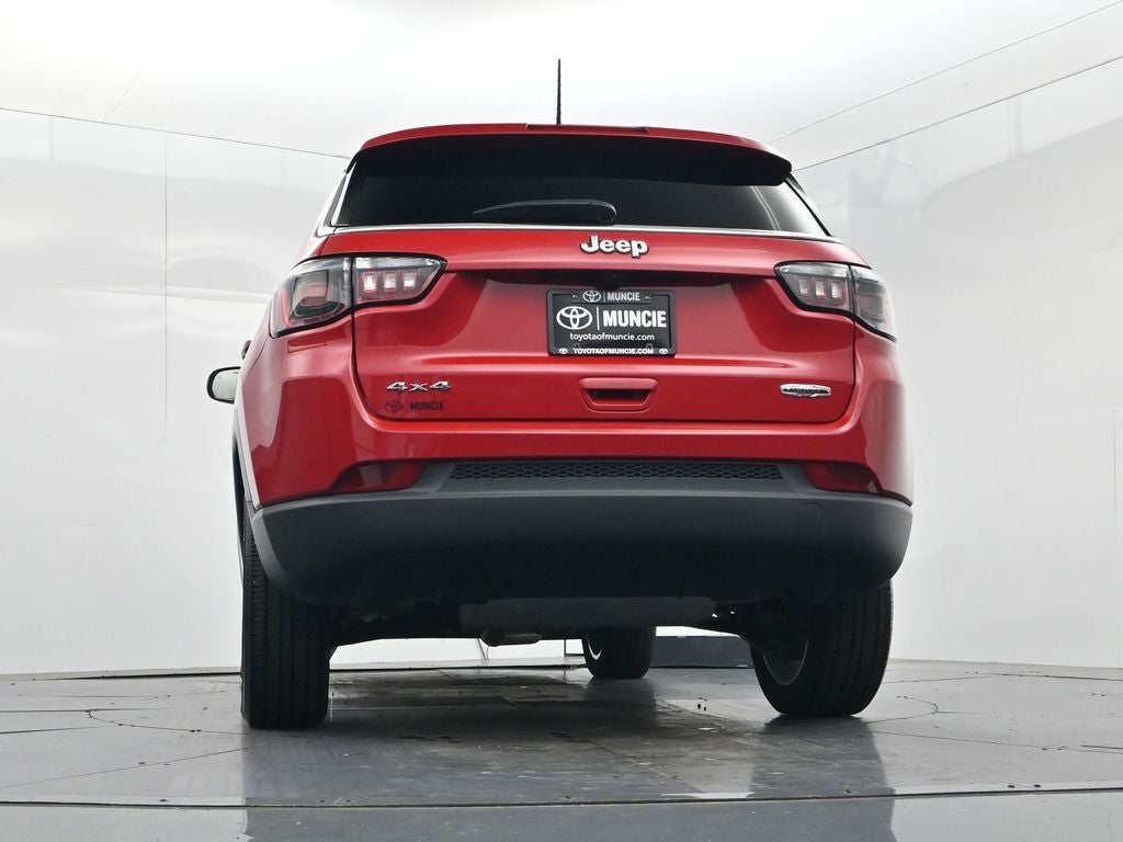 2023 Jeep Compass Latitude Lux
