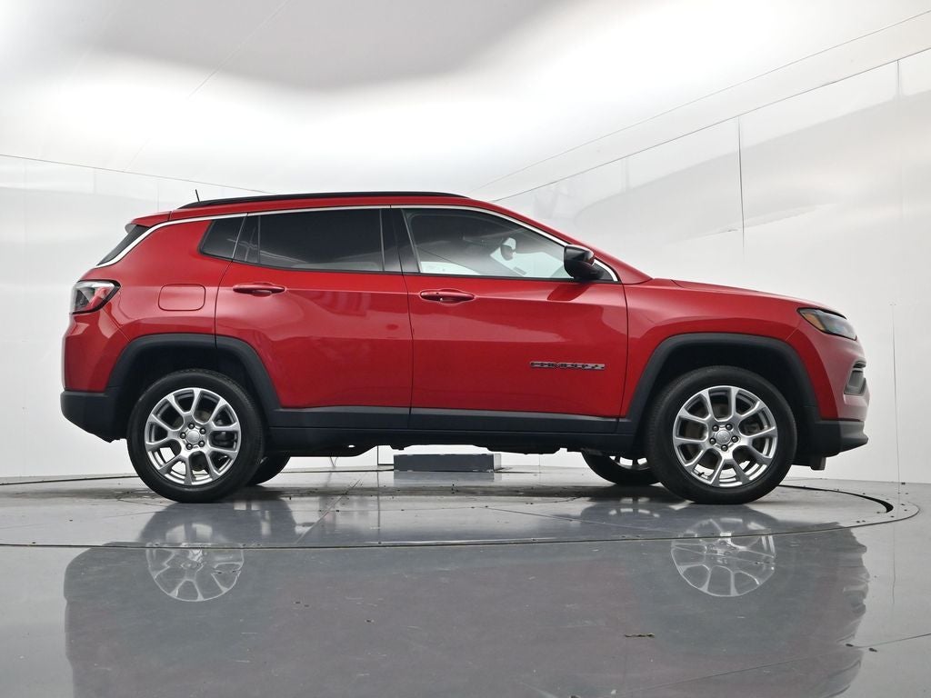 2023 Jeep Compass Latitude Lux