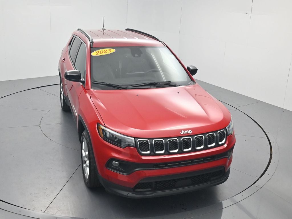 2023 Jeep Compass Latitude Lux