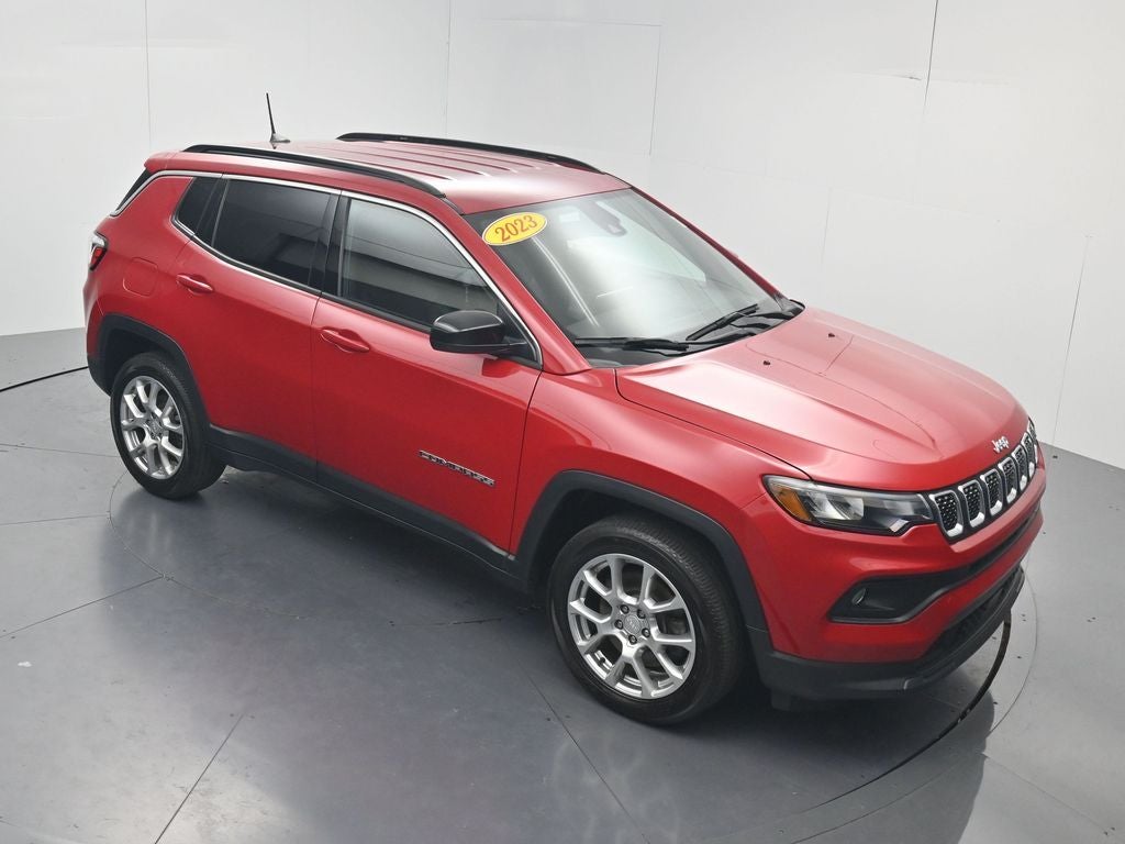 2023 Jeep Compass Latitude Lux