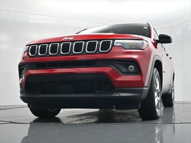 2023 Jeep Compass Latitude Lux