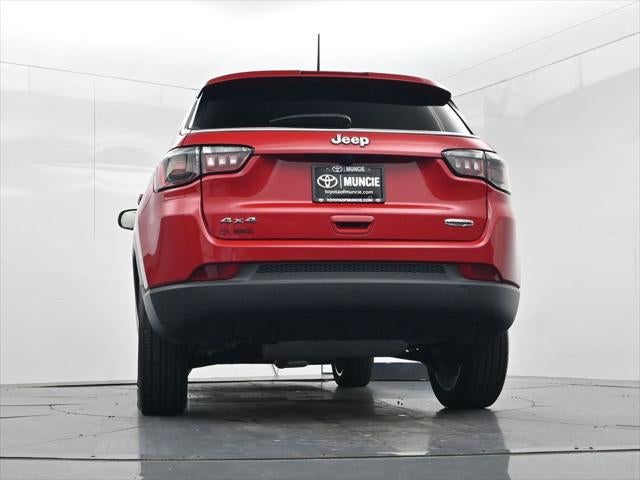 2023 Jeep Compass Latitude Lux