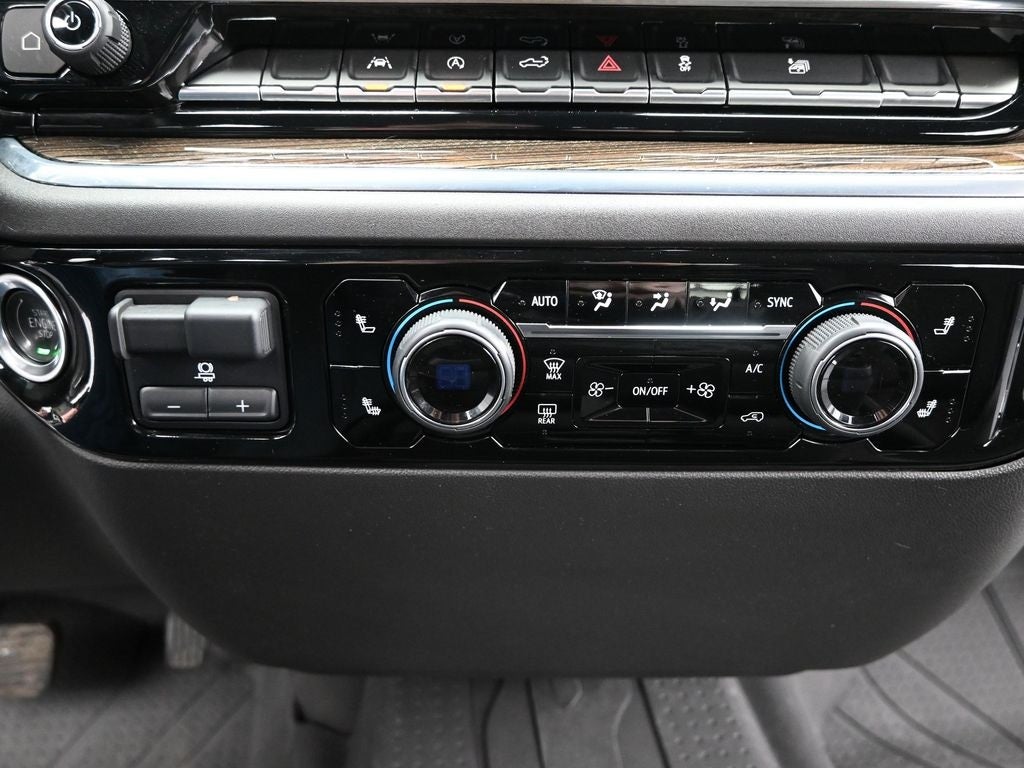 2024 Chevrolet Silverado 1500 LT LT1