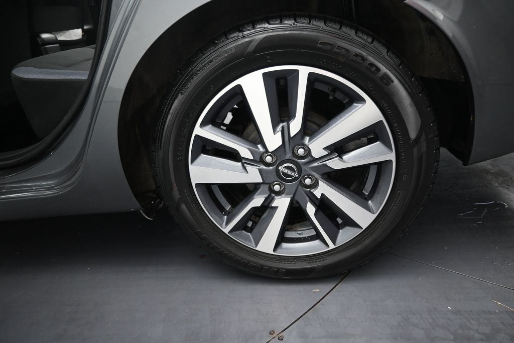 2023 Nissan Versa 1.6 SV
