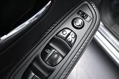 2023 Nissan Versa 1.6 SV