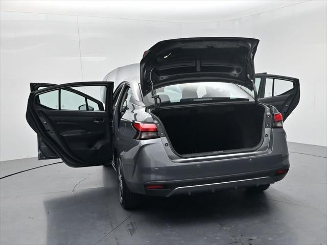 2023 Nissan Versa 1.6 SV