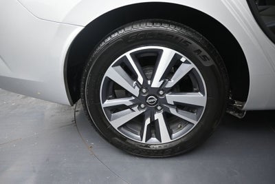 2024 Nissan Versa 1.6 SV