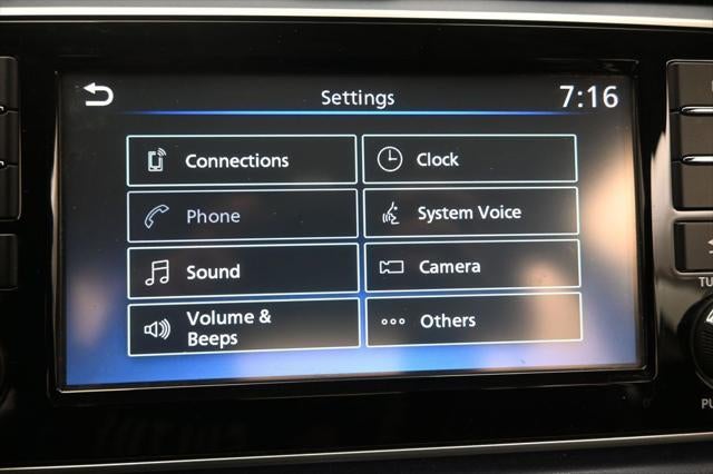 2024 Nissan Versa 1.6 SV