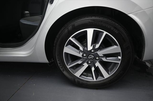 2024 Nissan Versa 1.6 SV