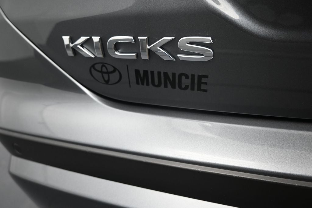 2024 Nissan Kicks S