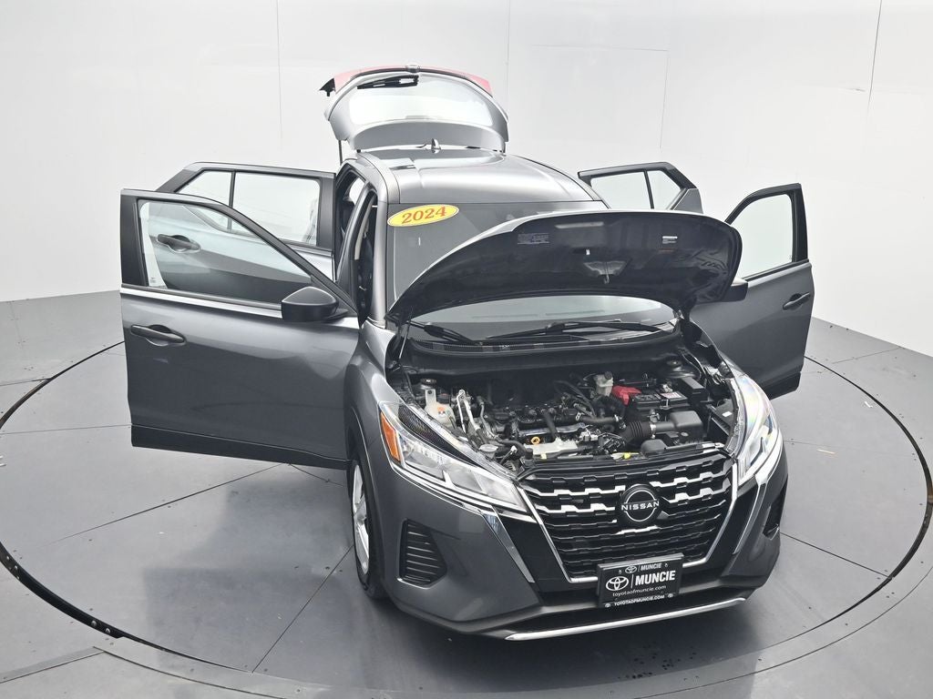 2024 Nissan Kicks S
