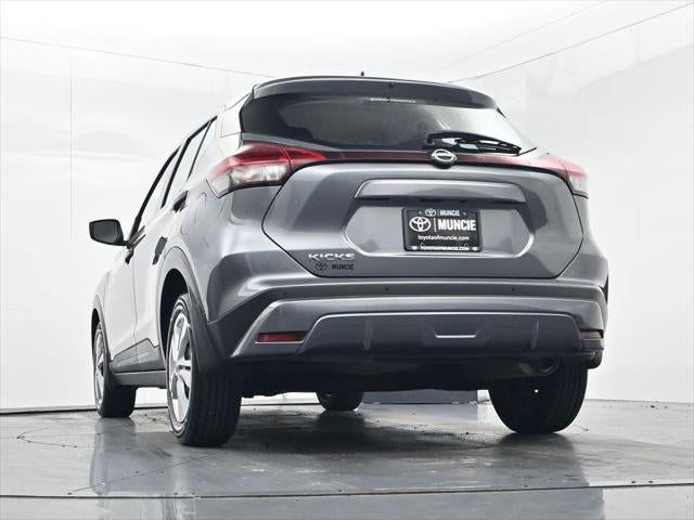 2024 Nissan Kicks S
