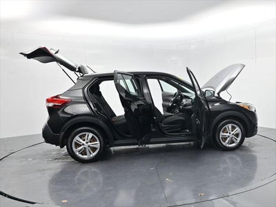 2020 Nissan Kicks S
