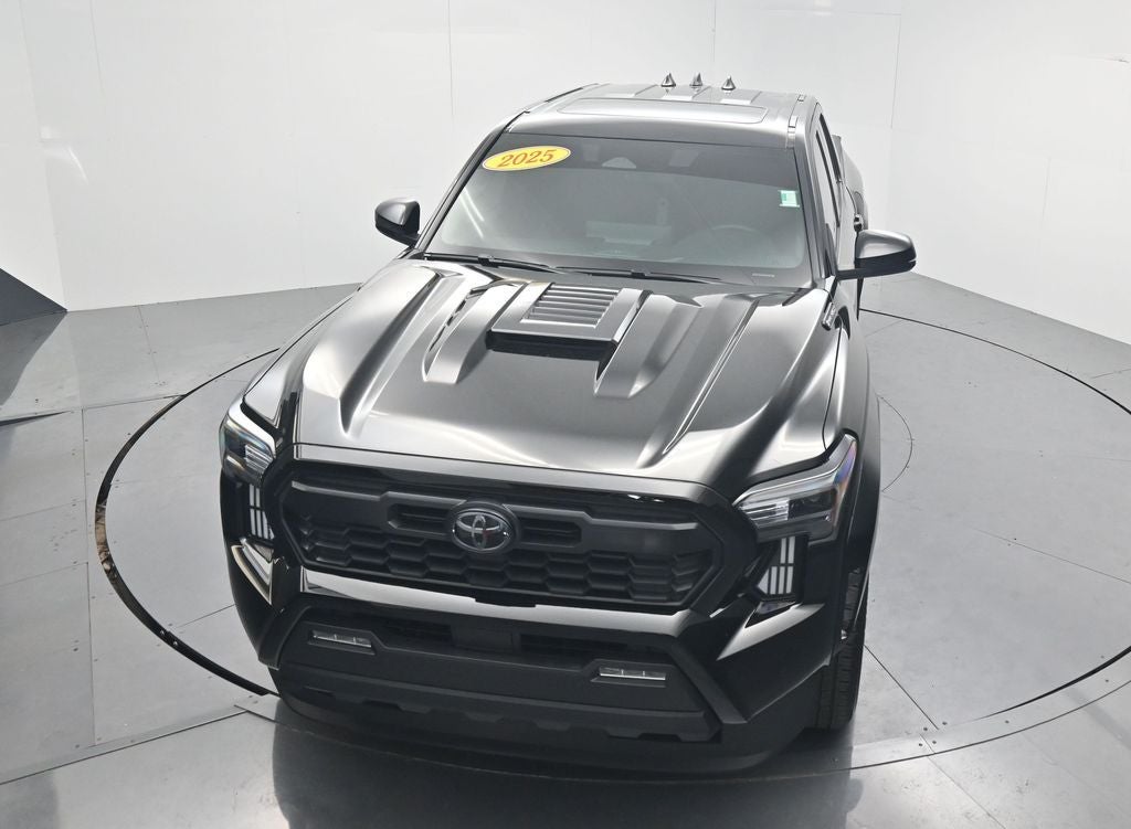 2025 Toyota Tacoma Hybrid TRD Sport