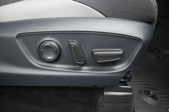 2025 Toyota Tacoma Hybrid TRD Sport