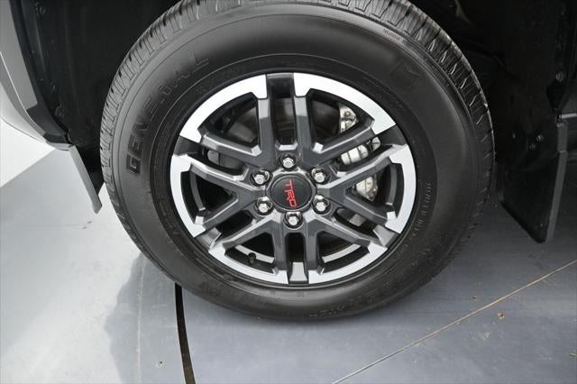 2025 Toyota Tacoma Hybrid TRD Sport