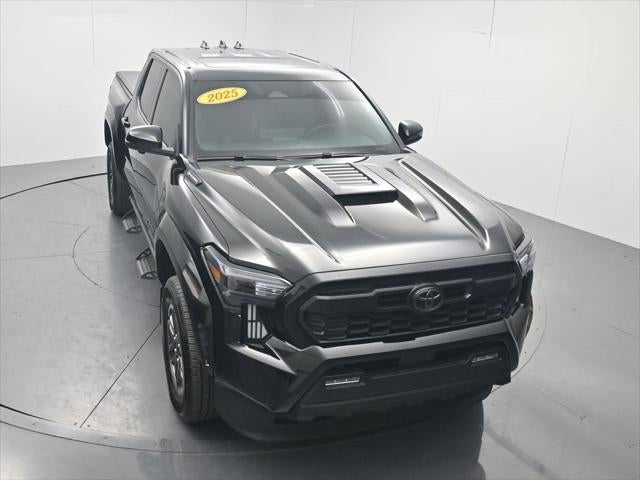 2025 Toyota Tacoma Hybrid TRD Sport