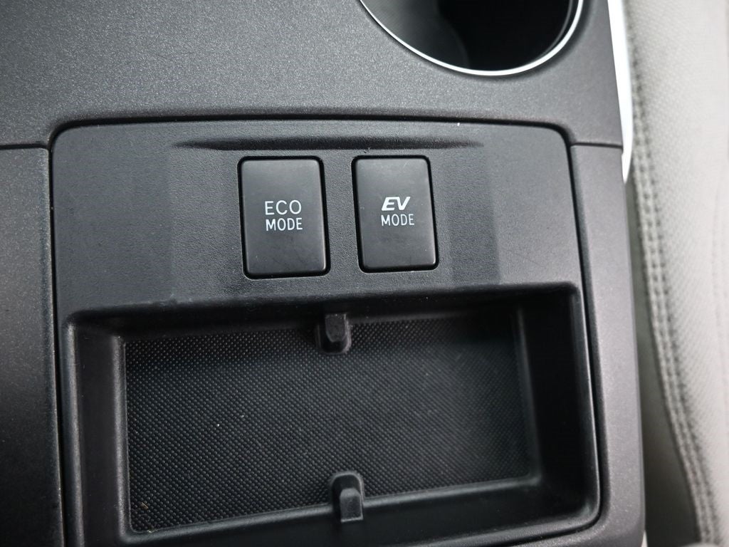 2017 Toyota Camry Hybrid LE