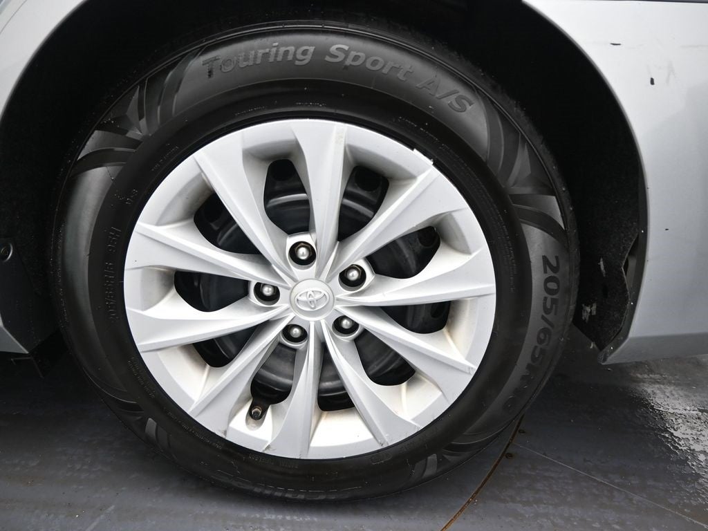 2017 Toyota Camry Hybrid LE