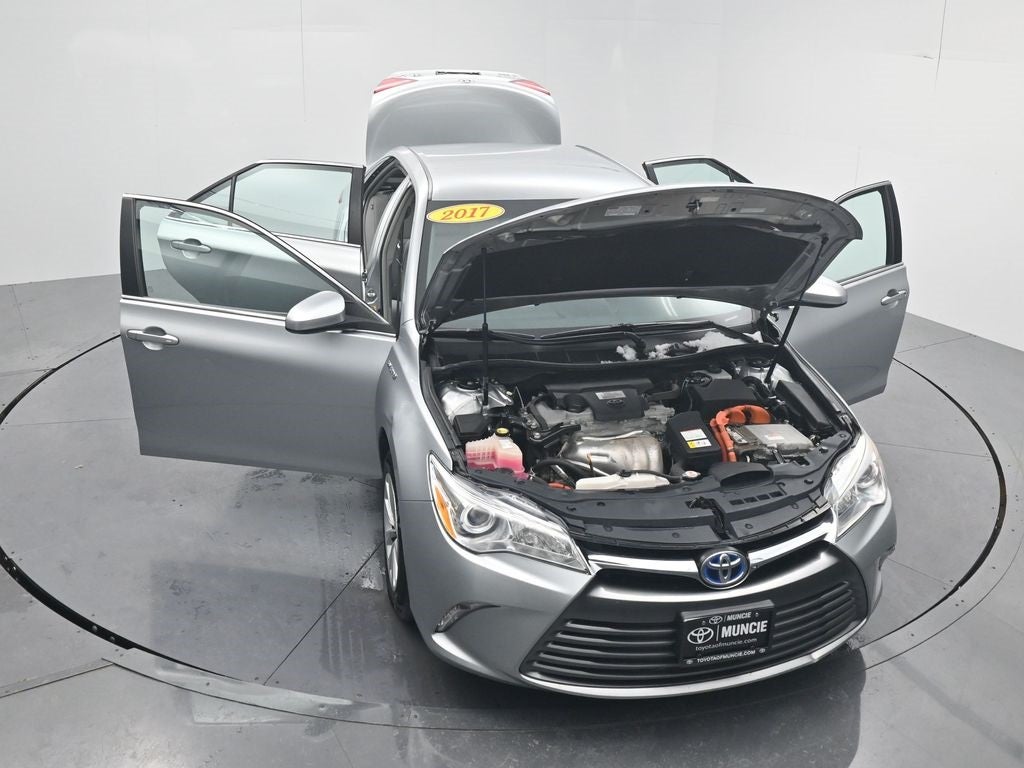 2017 Toyota Camry Hybrid LE