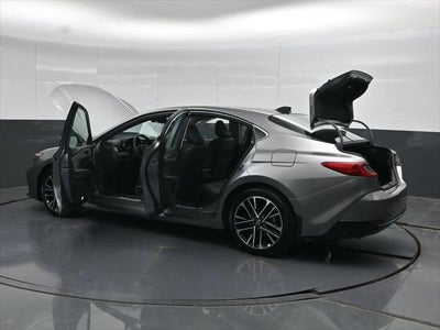 2025 Toyota Camry XLE