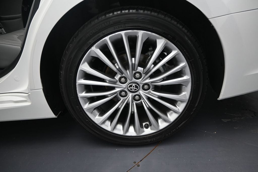 2022 Toyota Avalon Limited