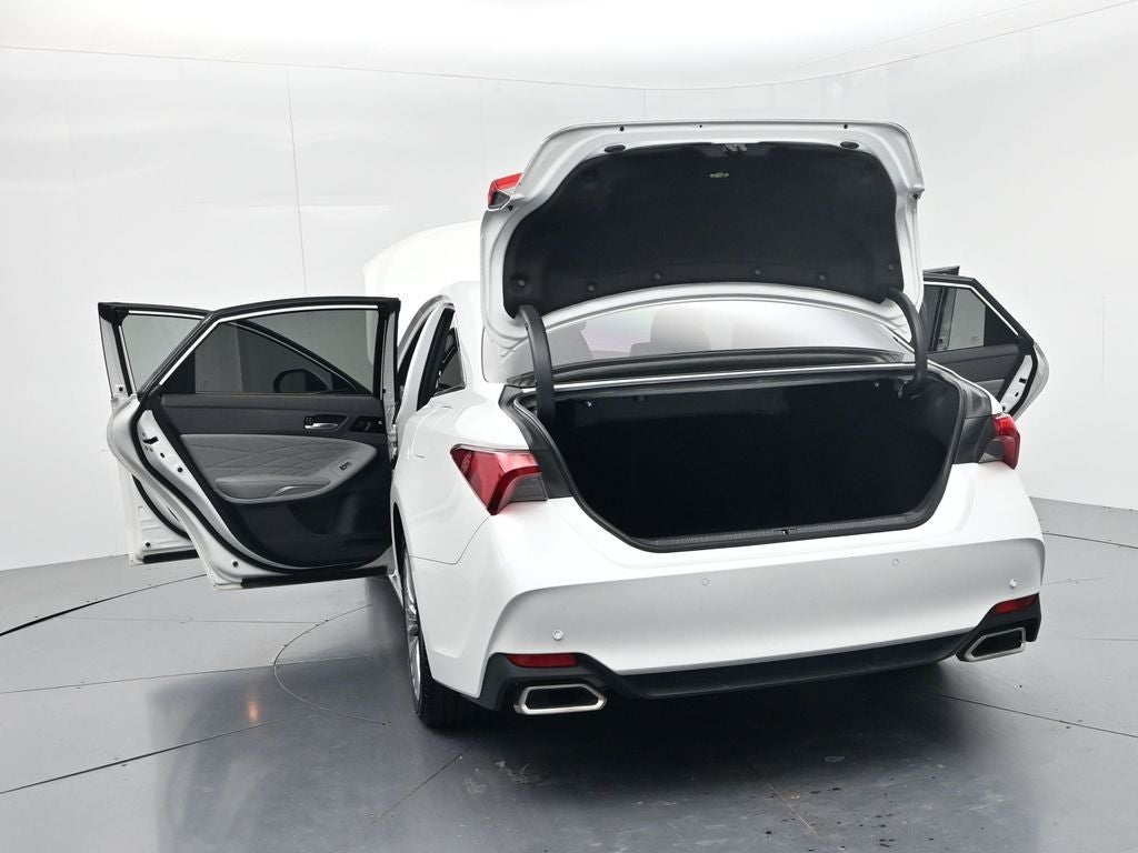 2022 Toyota Avalon Limited