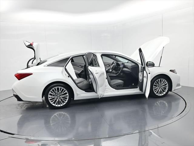 2022 Toyota Avalon Limited