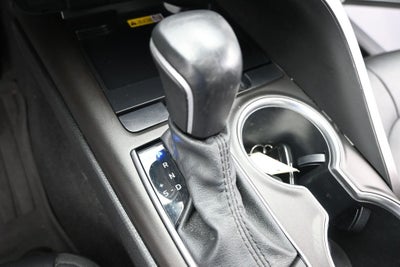 2022 Toyota Camry Hybrid XLE