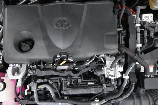 2022 Toyota Camry Hybrid XLE