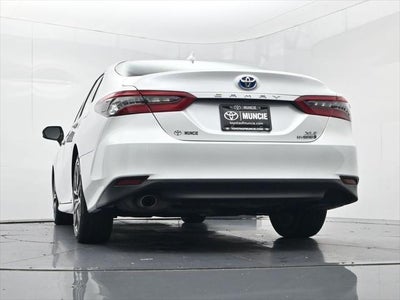 2022 Toyota Camry Hybrid XLE