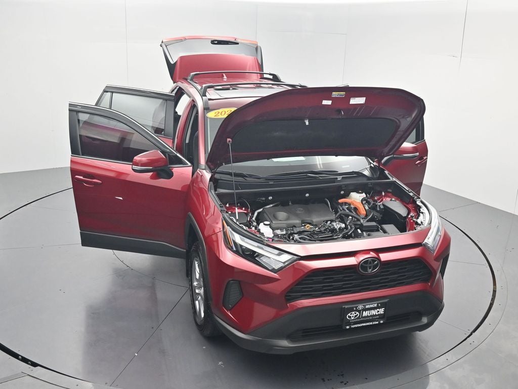 2025 Toyota RAV4 Hybrid XLE