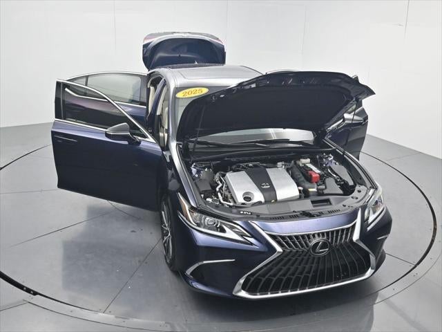 2025 Lexus ES 350