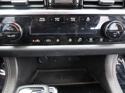 2022 Nissan Pathfinder Platinum