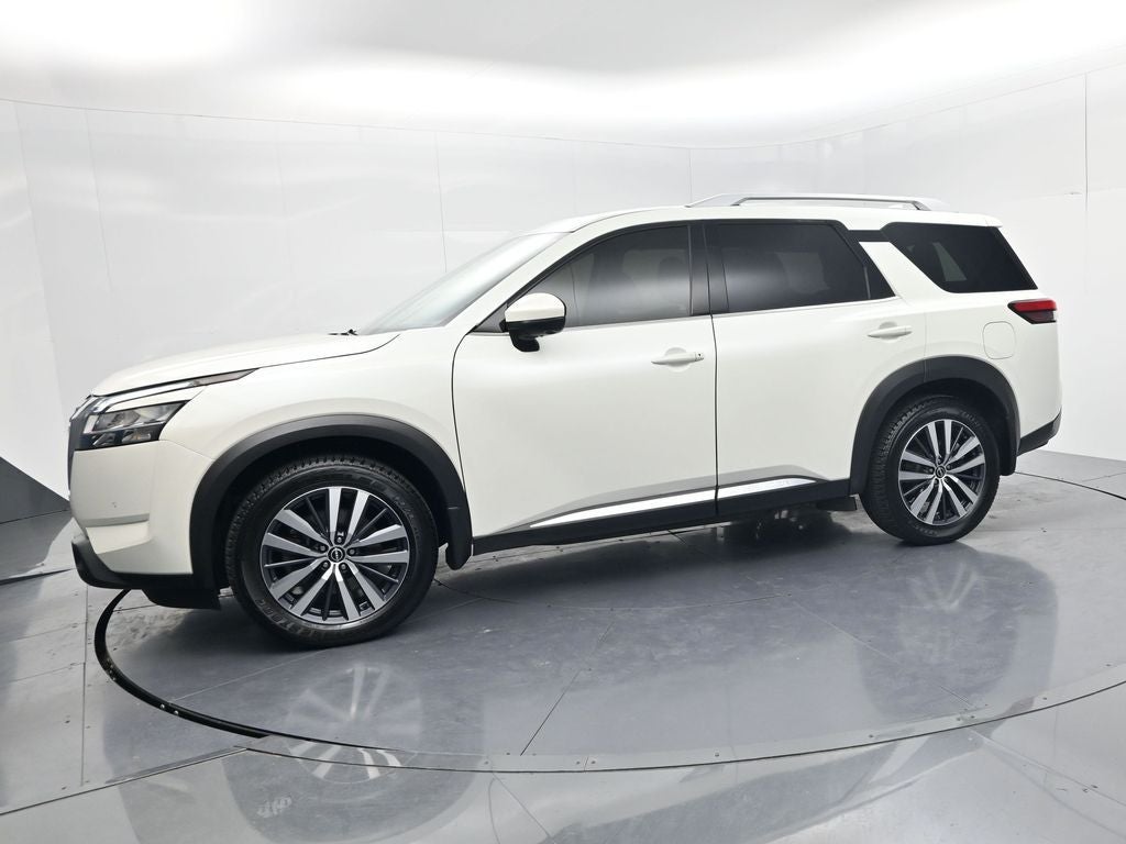 2022 Nissan Pathfinder Platinum