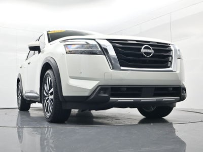 2022 Nissan Pathfinder Platinum