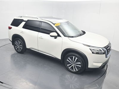 2022 Nissan Pathfinder Platinum
