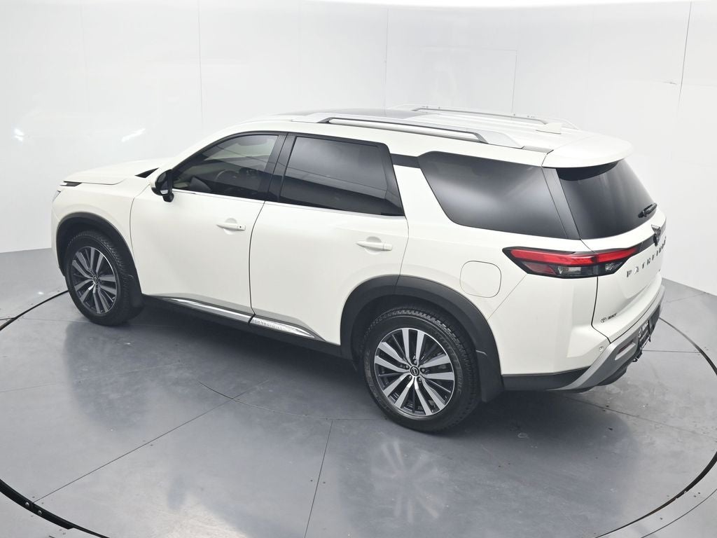 2022 Nissan Pathfinder Platinum