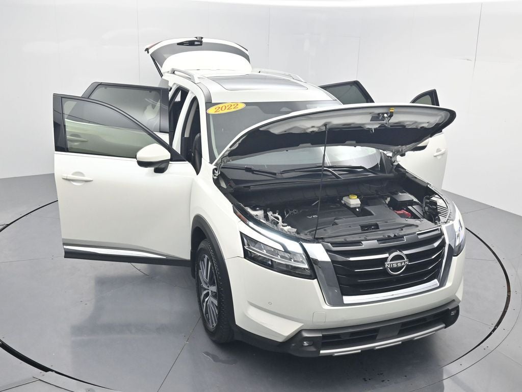2022 Nissan Pathfinder Platinum