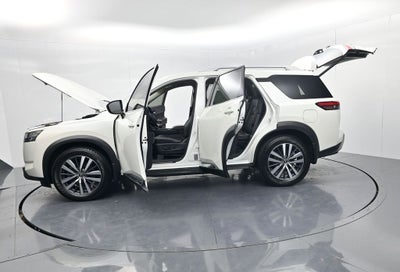 2022 Nissan Pathfinder Platinum