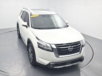 2022 Nissan Pathfinder Platinum