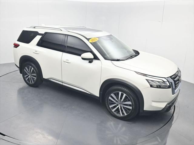 2022 Nissan Pathfinder Platinum