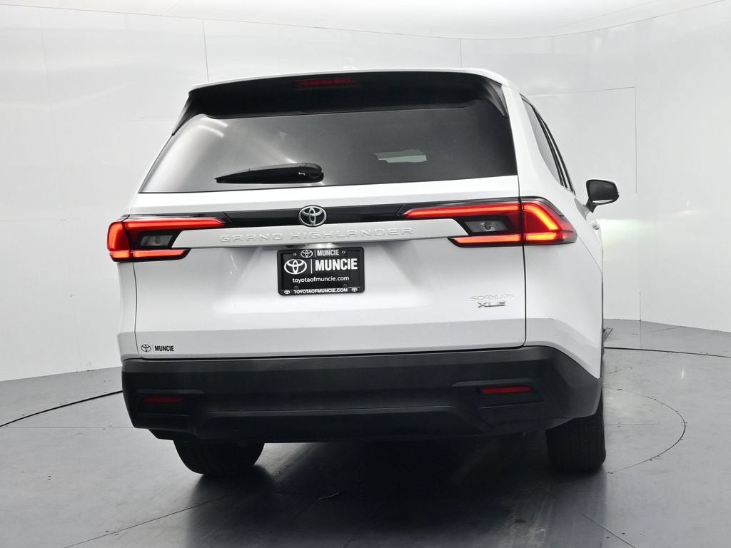 2024 Toyota Grand Highlander XLE